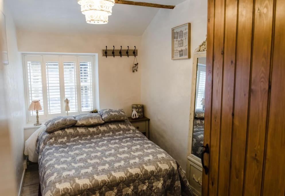 1800 Period Grade 2 Listed Cottage Addingham Zewnętrze zdjęcie